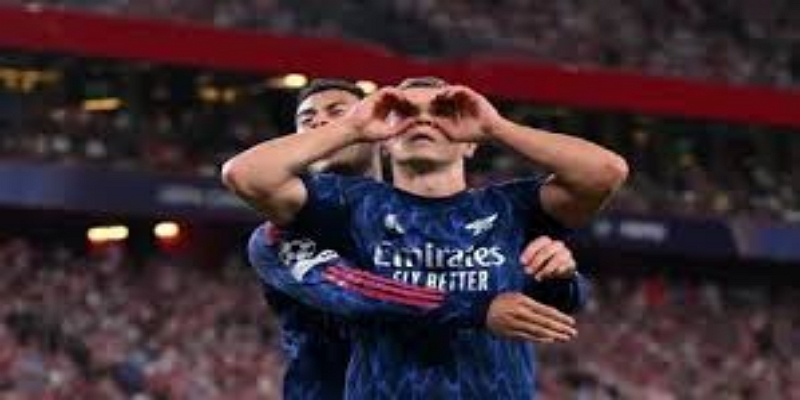 贝克汉姆近期状态回勇，但皇马中场组织仍存在问题- 博彩平台