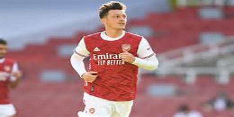 队友公开支持厄齐尔，但球队仍专注欧联杯任务-博彩平台